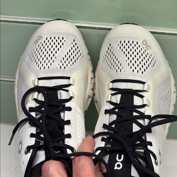 ON Cloud X lightweight Athletic Shoes - Picture 5 of 11